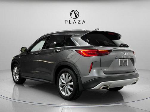 2022 INFINITI QX50 LUXE AWD