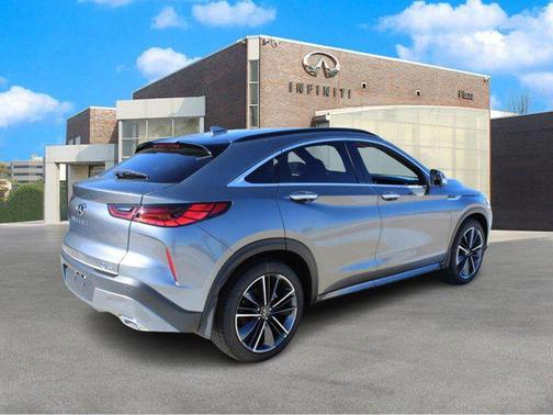 2025 INFINITI QX55 LUXE