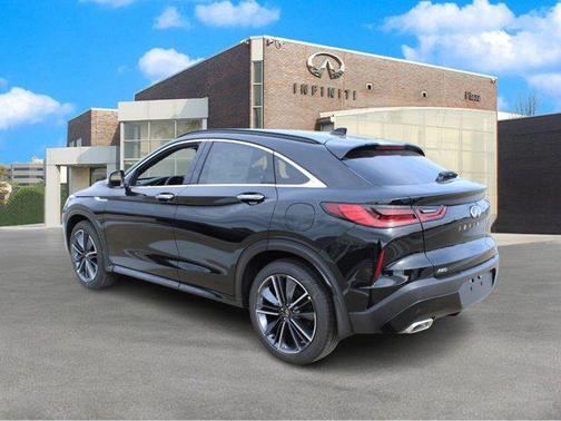 2025 INFINITI QX55 ESSENTIAL