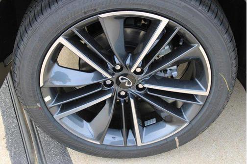 2025 INFINITI QX55 ESSENTIAL