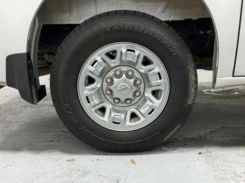 2020 Nissan NV Passenger NV3500 HD S V6