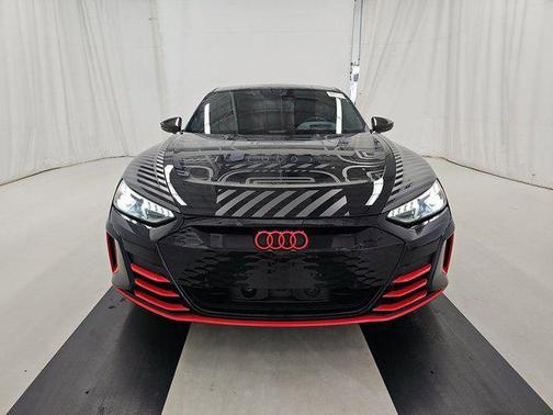 2023 Audi RS e-tron GT quattro