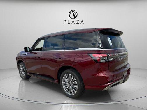 2025 INFINITI QX80 Luxe