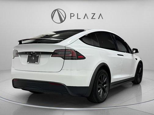2023 Tesla Model X Standard Range