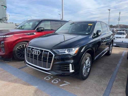 2022 Audi Q7 55 Premium Plus