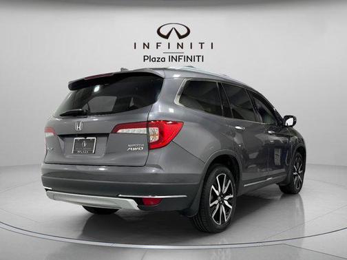 2019 Honda Pilot Touring 8-Passenger