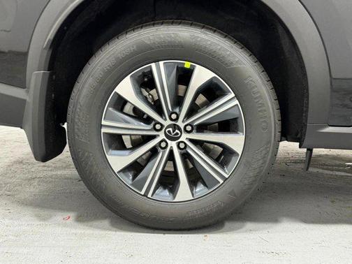 2025 INFINITI QX60 Pure