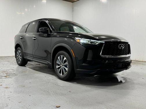 2025 INFINITI QX60 Pure