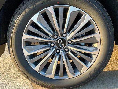 2025 INFINITI QX80 SENSORY AWD