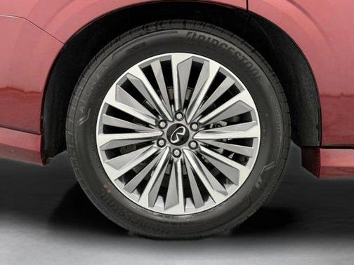 2025 INFINITI QX80 SENSORY AWD