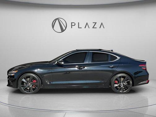 2023 Genesis G70 3.3T RWD