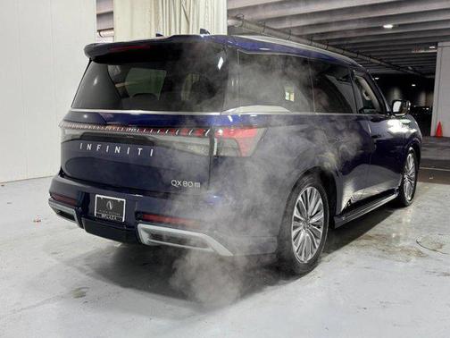 2025 INFINITI QX80 Luxe