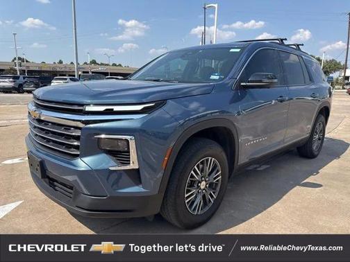 2024 Chevrolet Traverse LT