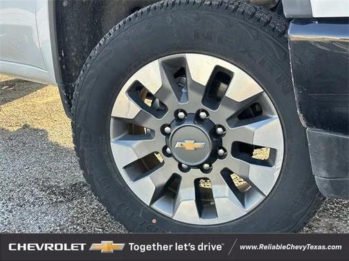 2022 Chevrolet Silverado 2500 Custom