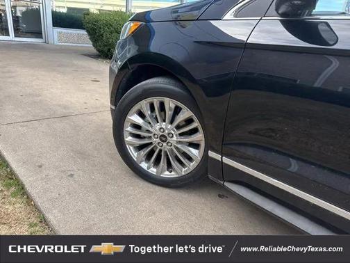 2020 Ford Edge Titanium