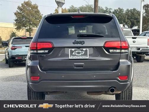 2021 Jeep Grand Cherokee Laredo