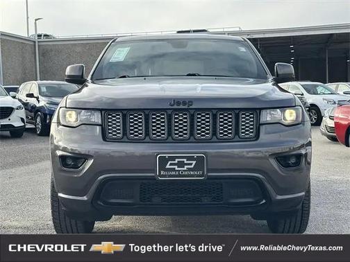 2021 Jeep Grand Cherokee Laredo