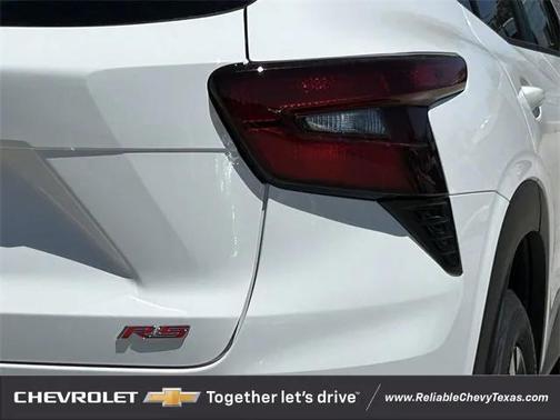 2025 Chevrolet Trax FWD 1RS
