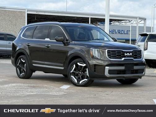 Dark Moss 2023 Kia Telluride S