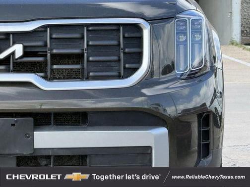 Dark Moss 2023 Kia Telluride S