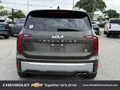 Dark Moss 2023 Kia Telluride S