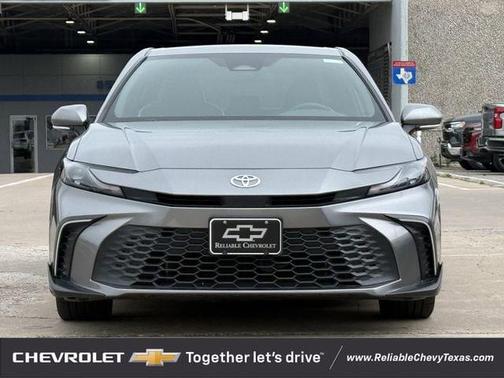Heavy Metal 2025 Toyota Camry SE