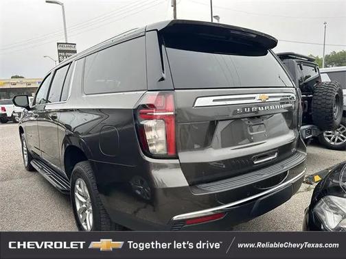 2021 Chevrolet Suburban LT