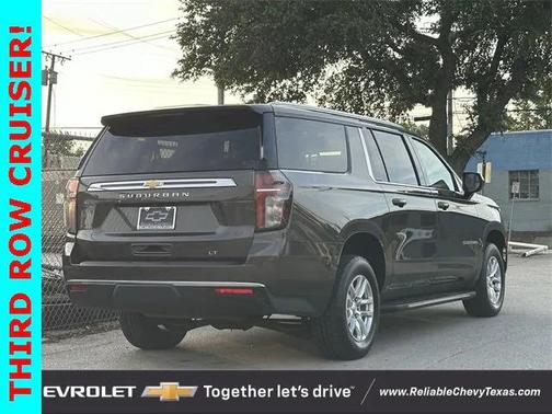 2021 Chevrolet Suburban LT