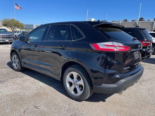 AGATE BLACK METALLIC 2020 Ford Edge SE