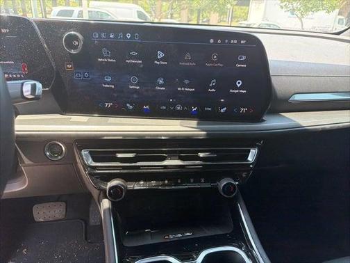 Sterling Gray Metallic 2026 Chevrolet Traverse LT