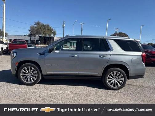 2023 GMC Yukon Denali