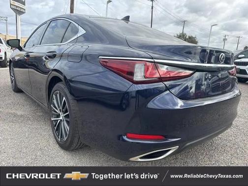 2025 Lexus ES 350 Base