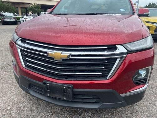 Radiant Red Tintcoat 2023 Chevrolet Traverse LT Leather