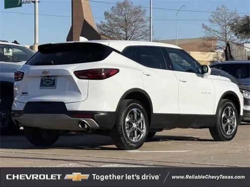 2025 Chevrolet Blazer 2LT