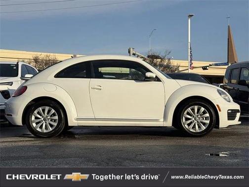 2019 Volkswagen Beetle 2.0T S