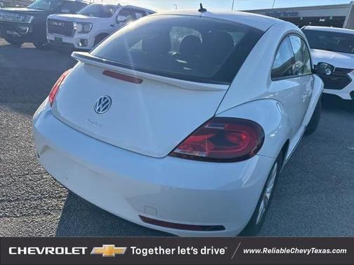 2019 Volkswagen Beetle 2.0T S