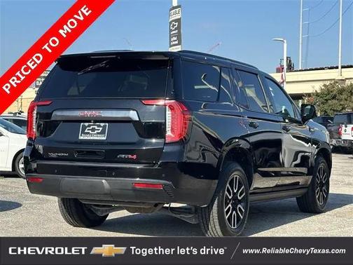 2023 GMC Yukon 4WD AT4