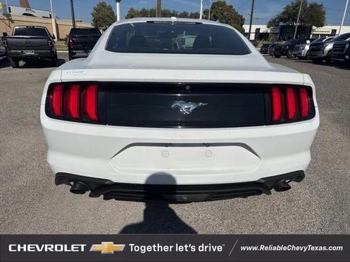 2020 Ford Mustang EcoBoost