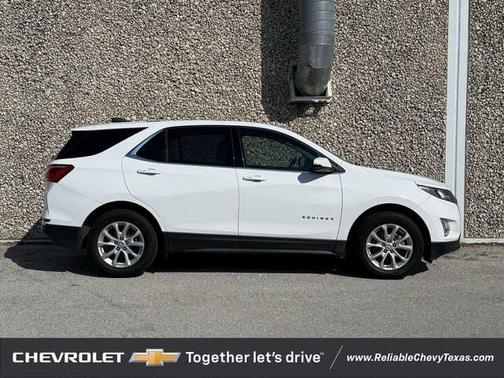 Summit White 2018 Chevrolet Equinox LT