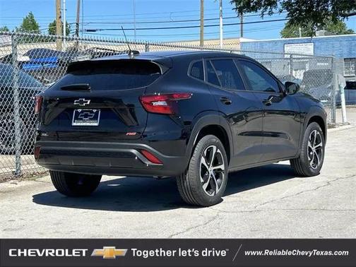 2025 Chevrolet Trax FWD 1RS