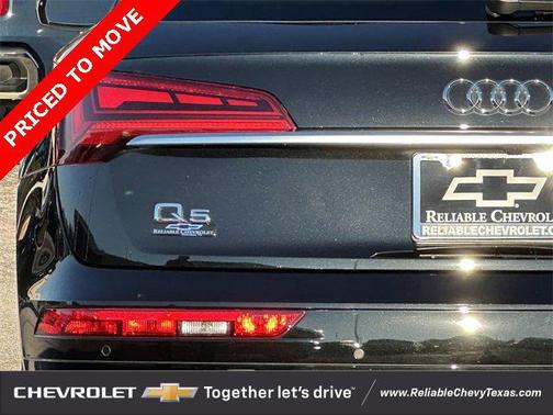 2023 Audi Q5 45 S line Premium