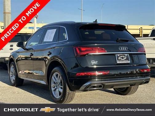 2023 Audi Q5 45 S line Premium
