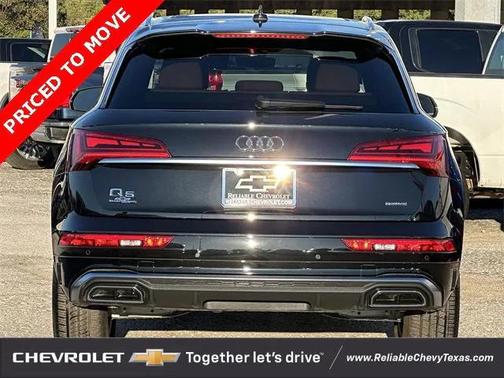 2023 Audi Q5 45 S line Premium