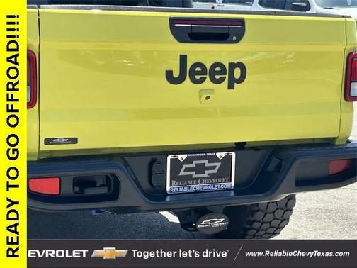 2023 Jeep Gladiator Sport