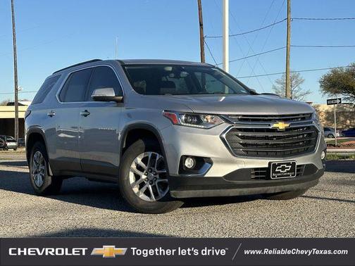 2021 Chevrolet Traverse LT Cloth