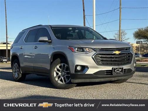 2021 Chevrolet Traverse LT Cloth