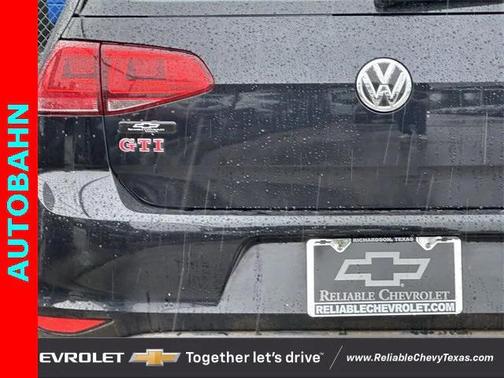 2016 Volkswagen Golf GTI 2.0T Autobahn w/Performance Package 4-Door