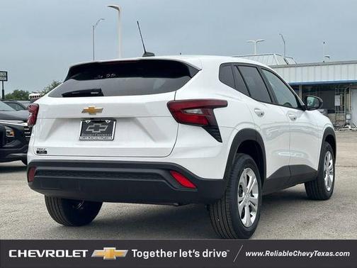 Summit White 2026 Chevrolet Trax LS
