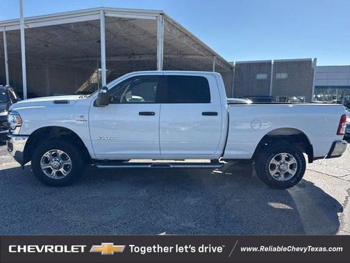 2024 RAM 2500 Big Horn Crew Cab 4x4 6'4' Box