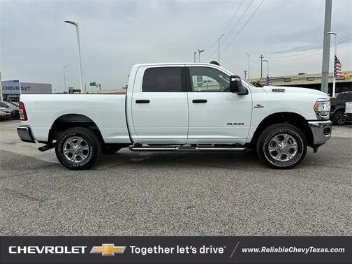 2024 RAM 2500 Big Horn Crew Cab 4x4 6'4' Box